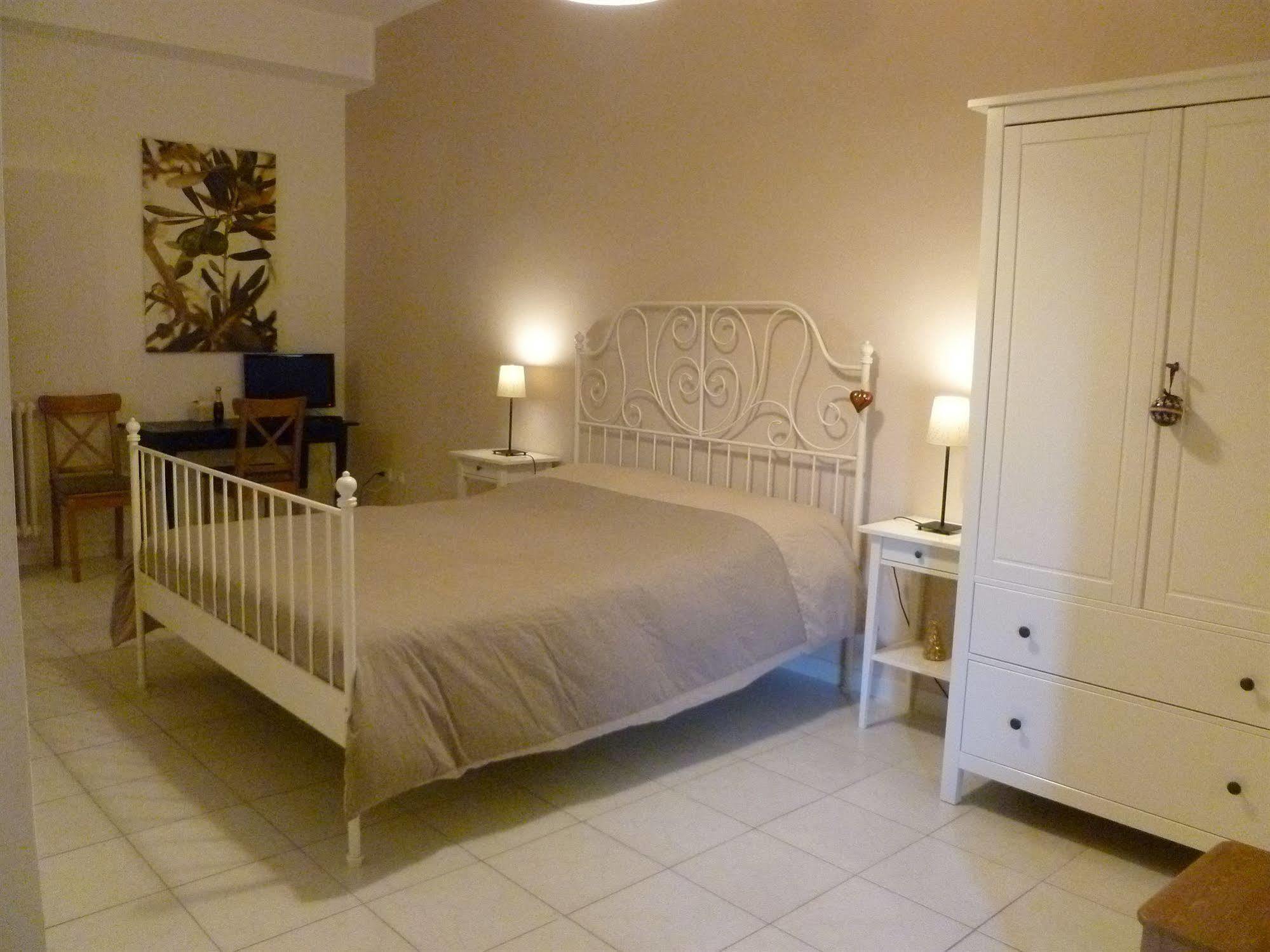 B&B Le Comari Salentine Lecce Esterno foto