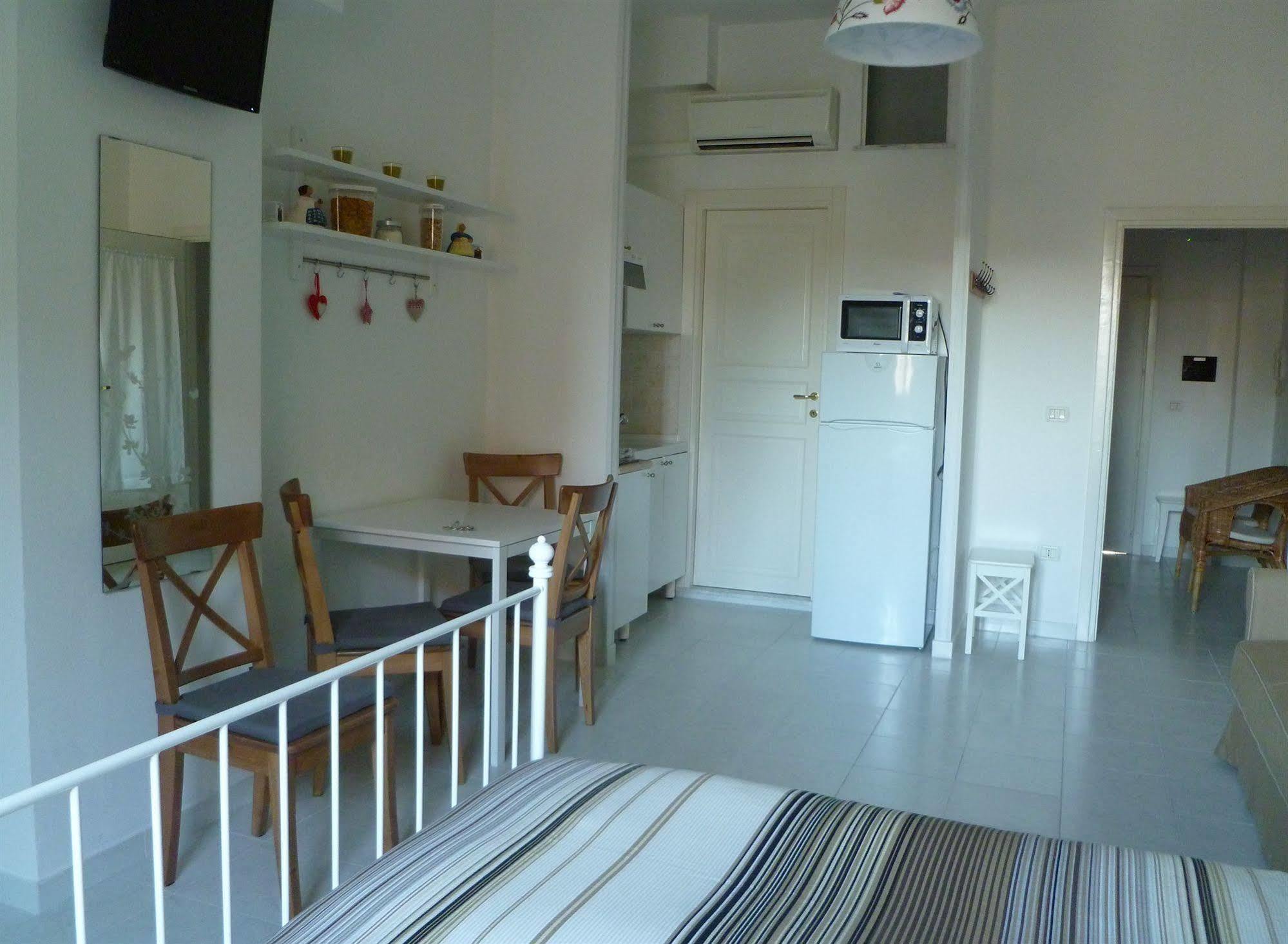 B&B Le Comari Salentine Lecce Esterno foto